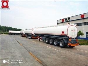 Remolque cisterna de combustible de 4 ejes