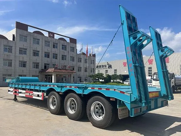 3 Axle Low Bed Semi Trialer With Ladder best