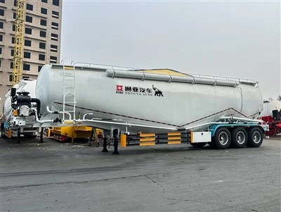 Semirremolque cisterna para polvo 60T con eje BPW